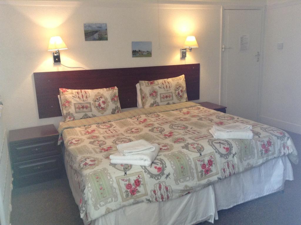 North Parade Seafront Accommodation Скегнесс Номер фото